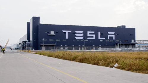 急刹车 特斯拉季度交付两年来首降与农业科技开发的非对称较量